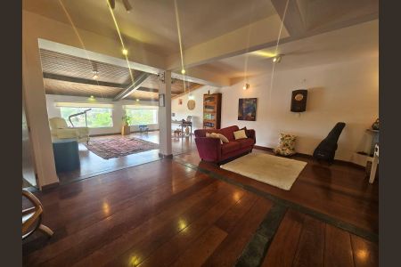 Casa à venda com 3 quartos, 340m² em Instituto de Previdencia, São Paulo