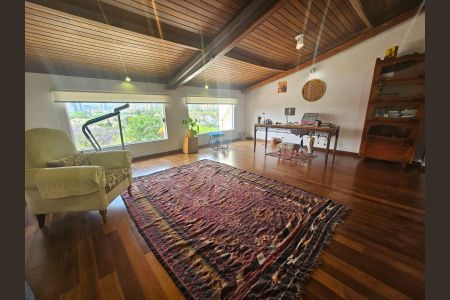 Casa à venda com 3 quartos, 340m² em Instituto de Previdencia, São Paulo