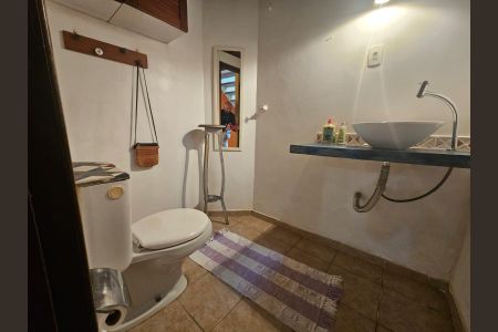 Casa à venda com 340m², 3 quartos e 2 vagas