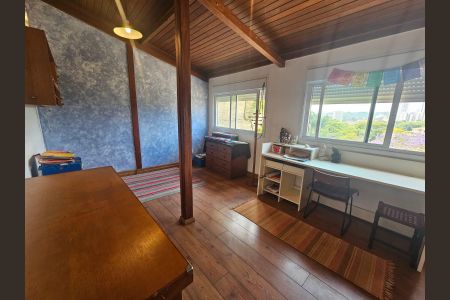 Casa à venda com 340m², 3 quartos e 2 vagas