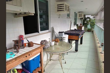 Apartamento à venda com 124m², 4 quartos e 2 vagas