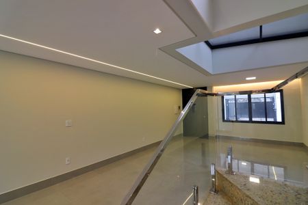 Casa à venda com 200m², 3 quartos e 4 vagasSala/Cozinha