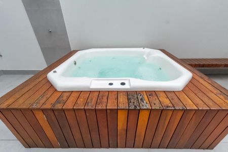 Casa à venda com 200m², 3 quartos e 4 vagas Casa à venda com 200m², 3 quartos e 4 vagasQuintal