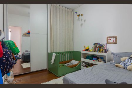 Apartamento para alugar com 257m², 4 quartos e 4 vagas Apartamento para alugar com 257m², 4 quartos e 4 vagasQuarto 2