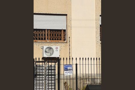 Apartamento à venda com 28m², 1 quarto e sem vaga Apartamento à venda com 28m², 1 quarto e sem vagaPlaquinha