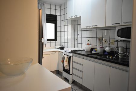 Apartamento à venda com 55m², 2 quartos e 1 vagaCozinha