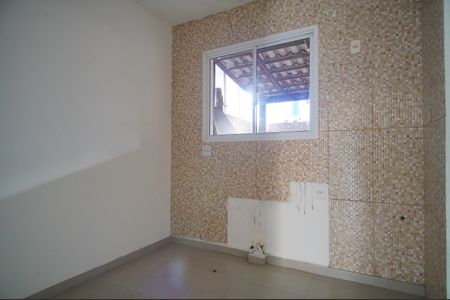 Casa de condomínio para alugar com 56m², 2 quartos e 1 vagaCozinha