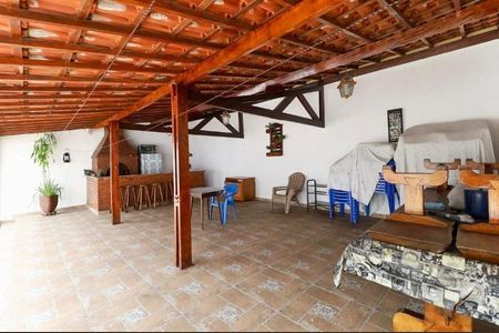 Casa à venda com 196m², 5 quartos e 5 vagasFoto 14