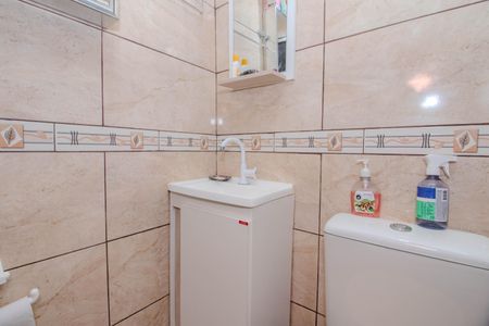 Casa à venda com 65m², 2 quartos e 1 vaga Casa à venda com 65m², 2 quartos e 1 vagaBanheiro