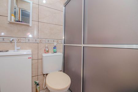 Casa à venda com 65m², 2 quartos e 1 vaga Casa à venda com 65m², 2 quartos e 1 vagaBanheiro