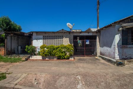 Casa à venda com 65m², 2 quartos e 1 vaga Casa à venda com 65m², 2 quartos e 1 vagaFachada