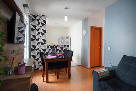 Sala de apartamento à venda com 2 quartos, 48m² em Morro Santana, Porto Alegre