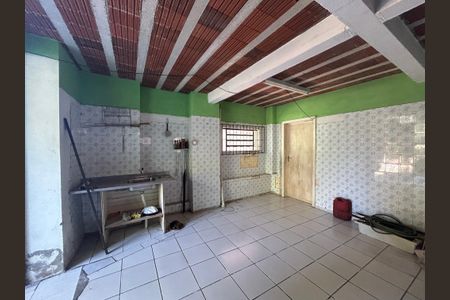 Casa à venda com 70m², 3 quartos e 1 vaga Casa à venda com 70m², 3 quartos e 1 vagaSala