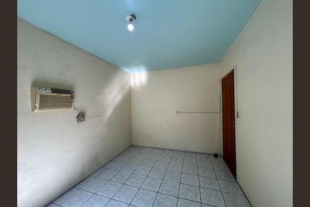Casa à venda com 70m², 3 quartos e 1 vaga Casa à venda com 70m², 3 quartos e 1 vagaSala