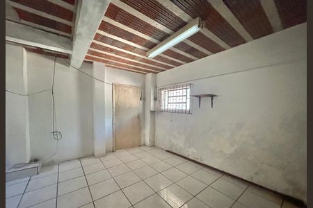 Casa à venda com 70m², 3 quartos e 1 vaga Casa à venda com 70m², 3 quartos e 1 vagaSala
