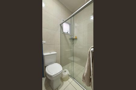 Casa à venda com 202m², 4 quartos e 6 vagas Casa à venda com 202m², 4 quartos e 6 vagasCasa 2 - Banheiro