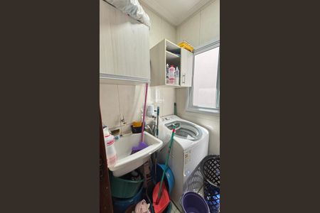 Casa à venda com 202m², 4 quartos e 6 vagas Casa à venda com 202m², 4 quartos e 6 vagasCasa 1 - Area de Serviço