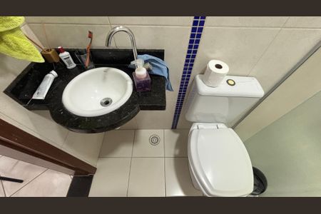 Casa à venda com 202m², 4 quartos e 6 vagas Casa à venda com 202m², 4 quartos e 6 vagasCasa 2 - Suite Banheiro