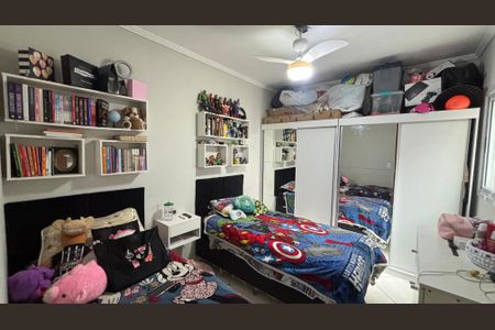 Casa à venda com 202m², 4 quartos e 6 vagas Casa à venda com 202m², 4 quartos e 6 vagasCasa 1 - Quarto