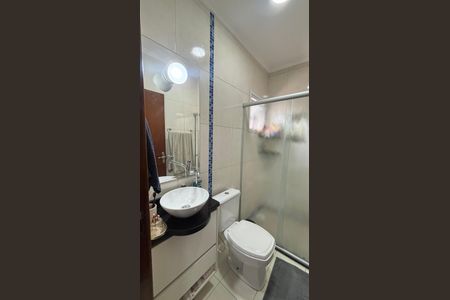 Casa à venda com 202m², 4 quartos e 6 vagas Casa à venda com 202m², 4 quartos e 6 vagasCasa 1 - Suite Banheiro