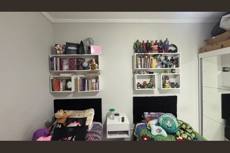 Casa à venda com 202m², 4 quartos e 6 vagas Casa à venda com 202m², 4 quartos e 6 vagasCasa 1 - Quarto