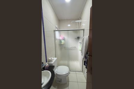 Casa à venda com 202m², 4 quartos e 6 vagas Casa à venda com 202m², 4 quartos e 6 vagasCasa 2 - Suite Banheiro