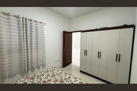 Casa à venda com 202m², 4 quartos e 6 vagas Casa à venda com 202m², 4 quartos e 6 vagasCasa 2 - Quarto
