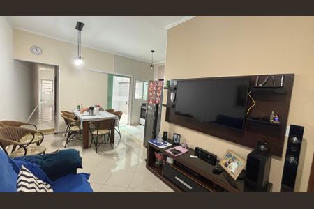 Casa à venda com 202m², 4 quartos e 6 vagas Casa à venda com 202m², 4 quartos e 6 vagasCasa 2 - Sala