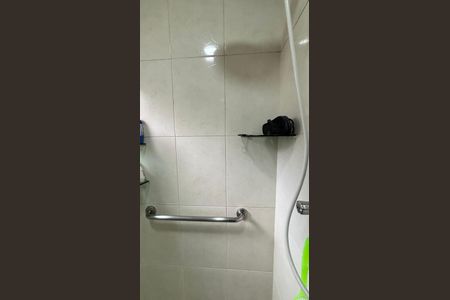 Casa à venda com 202m², 4 quartos e 6 vagas Casa à venda com 202m², 4 quartos e 6 vagasCasa 2 - Suite Banheiro