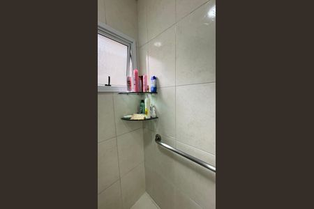 Casa à venda com 202m², 4 quartos e 6 vagas Casa à venda com 202m², 4 quartos e 6 vagasCasa 2 - Suite Banheiro