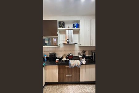 Casa à venda com 202m², 4 quartos e 6 vagas Casa à venda com 202m², 4 quartos e 6 vagasCasa 1 - Sala de Jantar - Cozinha