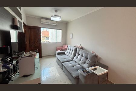 Casa à venda com 202m², 4 quartos e 6 vagas Casa à venda com 202m², 4 quartos e 6 vagasSala-Casa 1