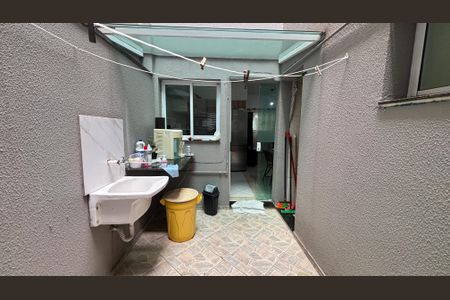 Casa à venda com 202m², 4 quartos e 6 vagas Casa à venda com 202m², 4 quartos e 6 vagasCasa 2 - Area de Serviço