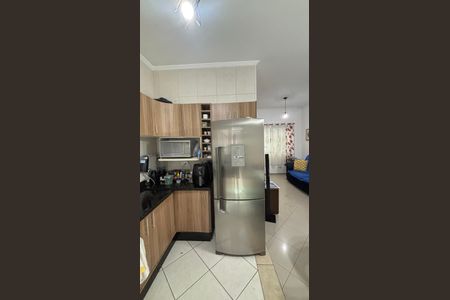 Casa à venda com 202m², 4 quartos e 6 vagas Casa à venda com 202m², 4 quartos e 6 vagasCasa 2 - Sala - Jantar - Cozinha