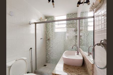 Apartamento à venda com 65m², 3 quartos e sem vagaBanheiro Social