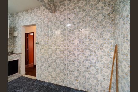 Apartamento à venda com 65m², 3 quartos e sem vagaCozinha e Área de Serviço