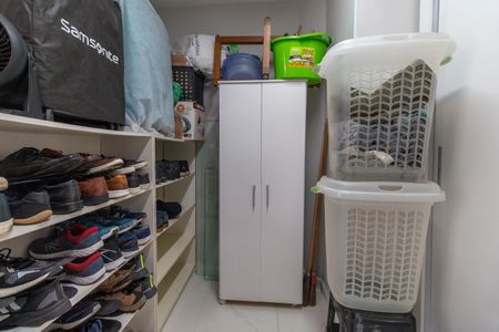 Apartamento à venda com 75m², 2 quartos e 1 vagaQuarto de Serviço