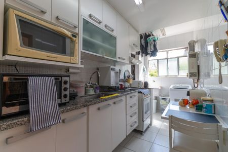 Apartamento à venda com 75m², 2 quartos e 1 vagaCozinha