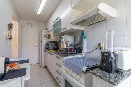 Apartamento à venda com 75m², 2 quartos e 1 vagaCozinha