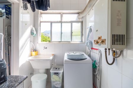 Apartamento à venda com 75m², 2 quartos e 1 vagaÁrea de Serviço