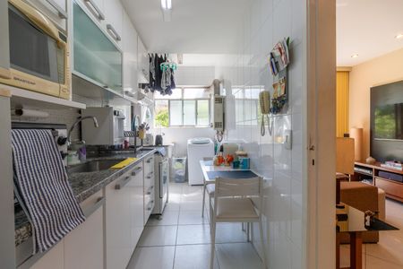 Apartamento à venda com 75m², 2 quartos e 1 vagaCozinha