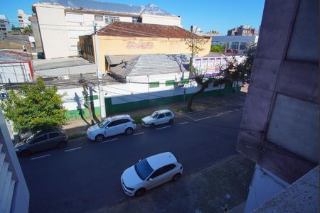 Vista da Sala  de apartamento para alugar com 1 quarto, 47m² em Passo D’areia, Porto Alegre