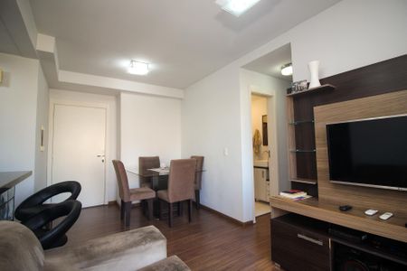 Apartamento à venda com 56m², 2 quartos e 1 vaga Apartamento à venda com 56m², 2 quartos e 1 vagaSala