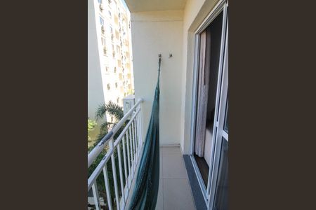 Apartamento à venda com 56m², 2 quartos e 1 vaga Apartamento à venda com 56m², 2 quartos e 1 vagaSacada da Sala