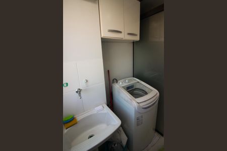 Apartamento à venda com 56m², 2 quartos e 1 vaga Apartamento à venda com 56m², 2 quartos e 1 vagaÁrea de Serviço