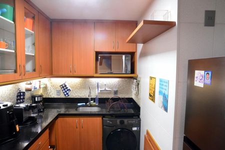 Apartamento para alugar com 80m², 2 quartos e 1 vaga Apartamento para alugar com 80m², 2 quartos e 1 vagaCozinha