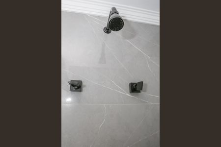 Apartamento à venda com 79m², 2 quartos e 2 vagasBanheiro da Suíte 2