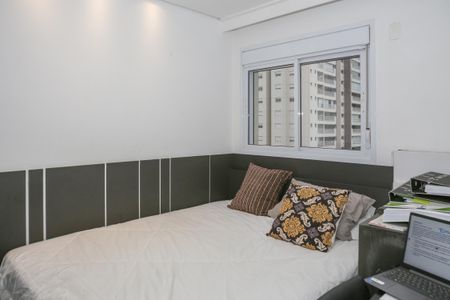Apartamento à venda com 79m², 2 quartos e 2 vagasSuíte 2
