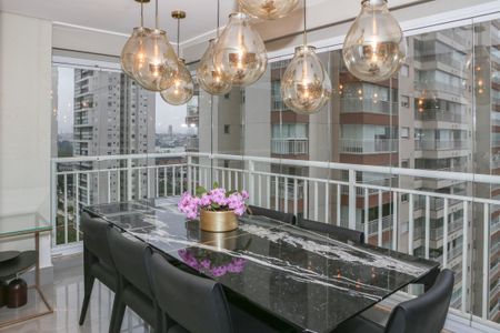 Sala de apartamento à venda com 2 quartos, 79m² em Vila Anastácio, São Paulo