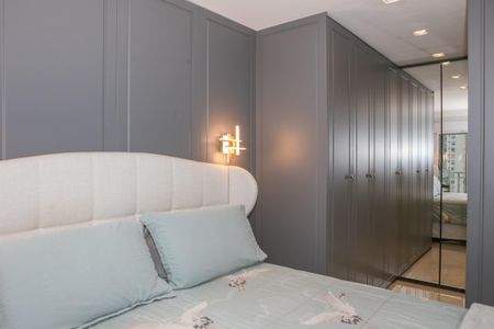 Apartamento à venda com 79m², 2 quartos e 2 vagasSuíte 1